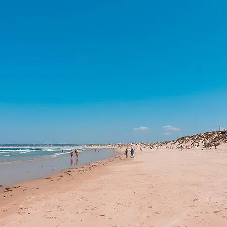 Holiday home Casa Leninha